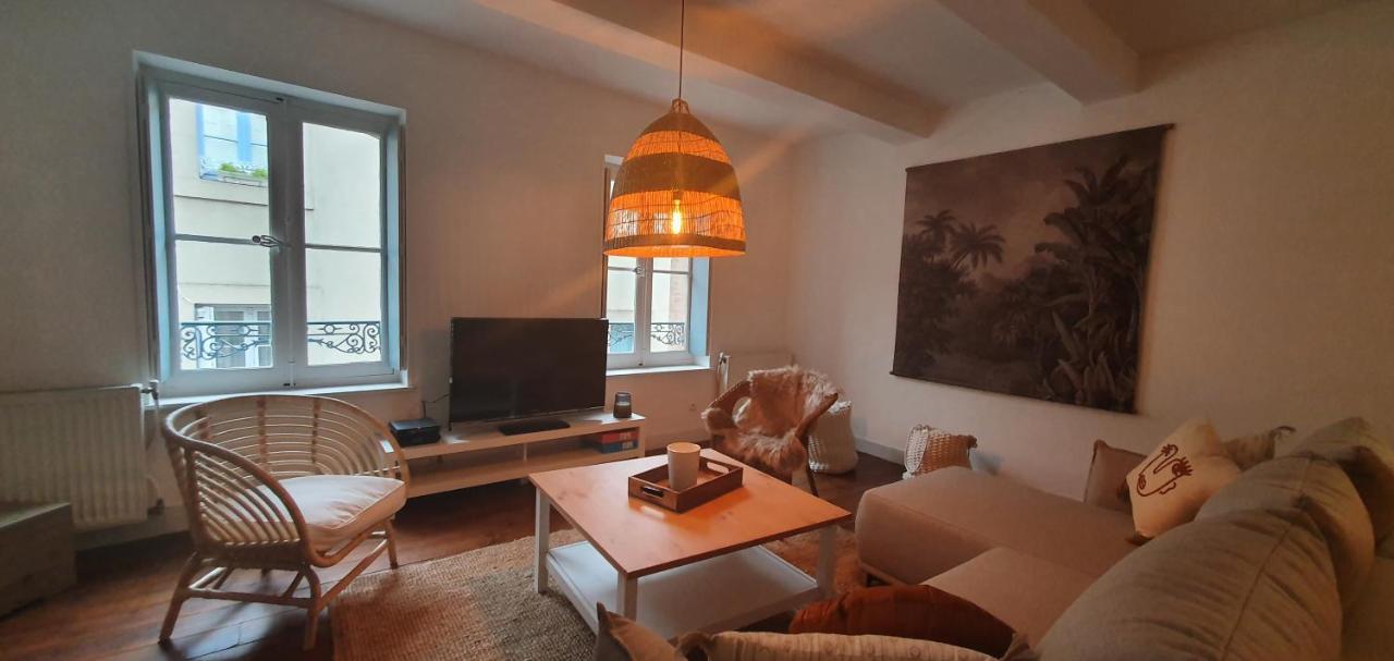 Santocha : Appartement En Plein Coeur De Ville ! การ์กาซอน ภายนอก รูปภาพ