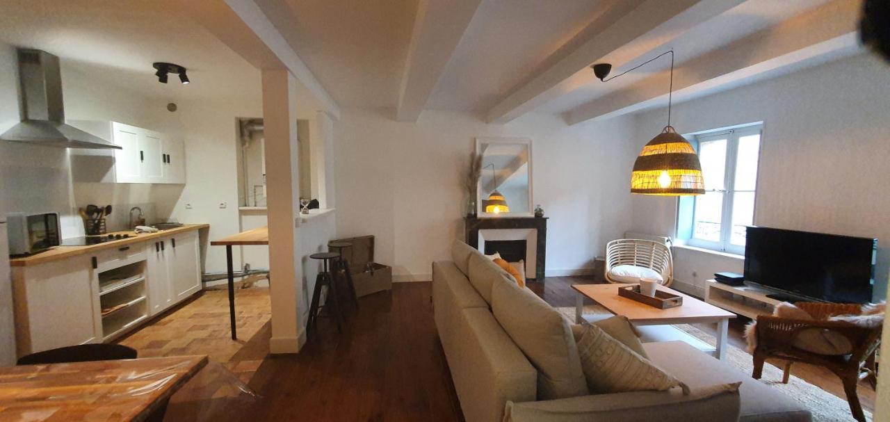 Santocha : Appartement En Plein Coeur De Ville ! การ์กาซอน ภายนอก รูปภาพ