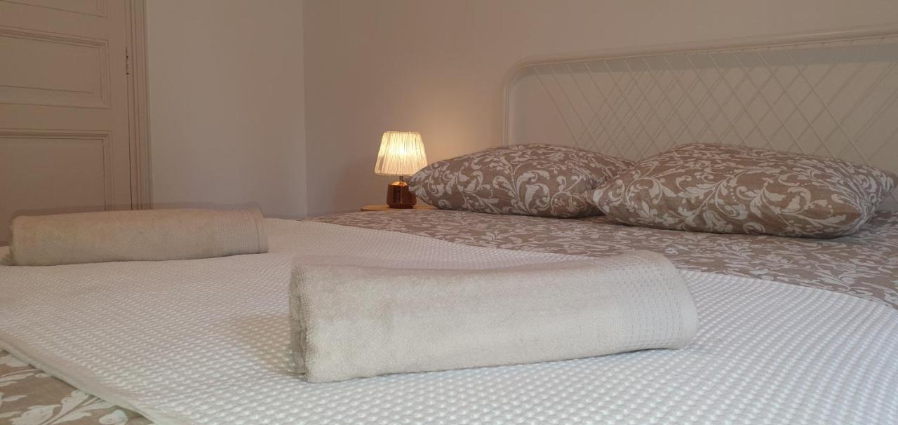 Santocha : Appartement En Plein Coeur De Ville ! การ์กาซอน ภายนอก รูปภาพ